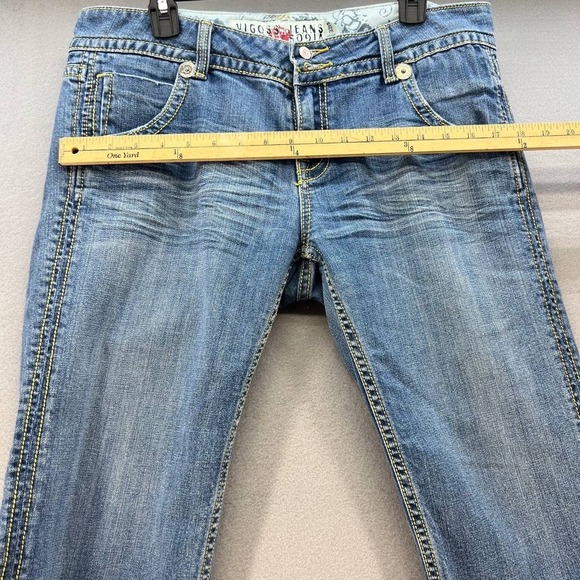 Vigoss Women's Denim Shorts Size 13/14 Embroidered Button Flap Pockets - Picture 4 of 13